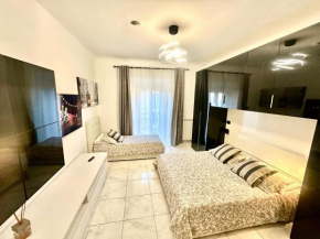 Isola Apartment
